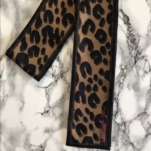 Louis Vuitton leopard twilly
